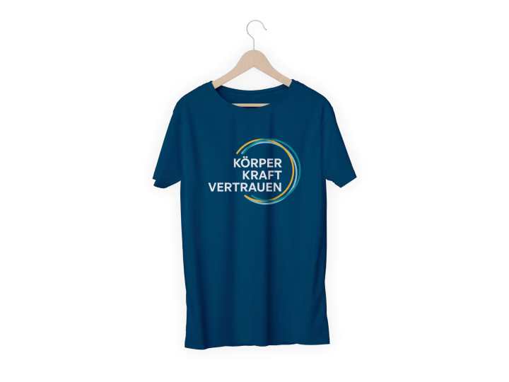 Corporate Design/Printdesign für KörperKraftVertrauen Ein T-Shirt im Corporate Design der Marke »KörperKraftVertrauen«