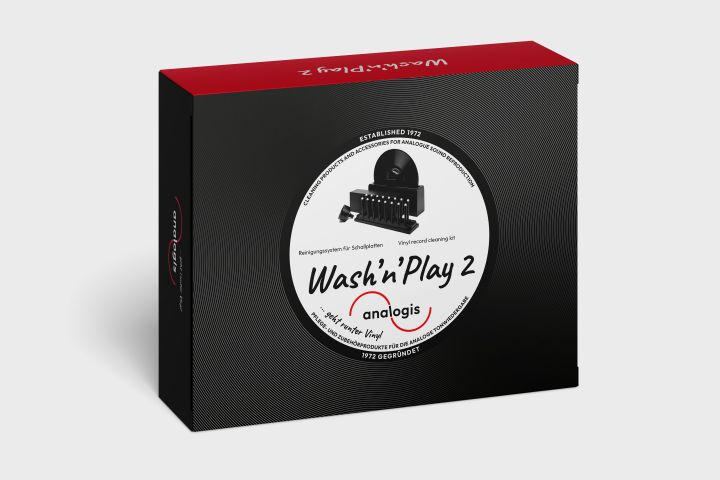 Der finale Gestaltungsvorschlag für das analogis Produkt »Wash’n’Play 2«: Ein rundes Label mit Produktinformationen in der Mitte, drumherum die feinen Rillen einer Schallplatte